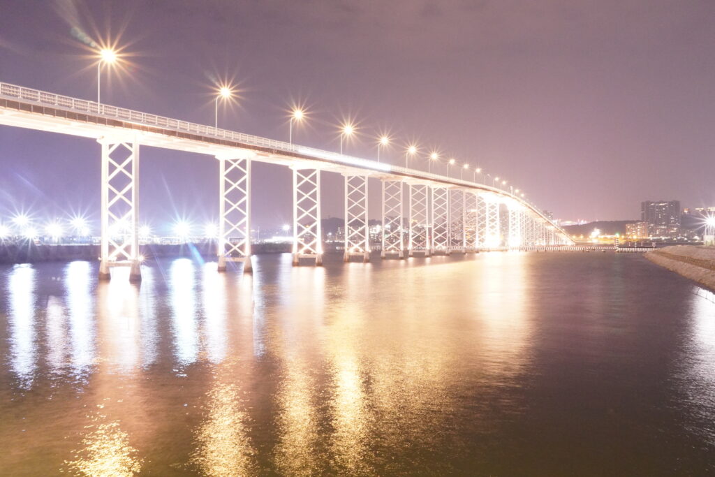 マカオ一人旅　嘉樂庇總督大橋
