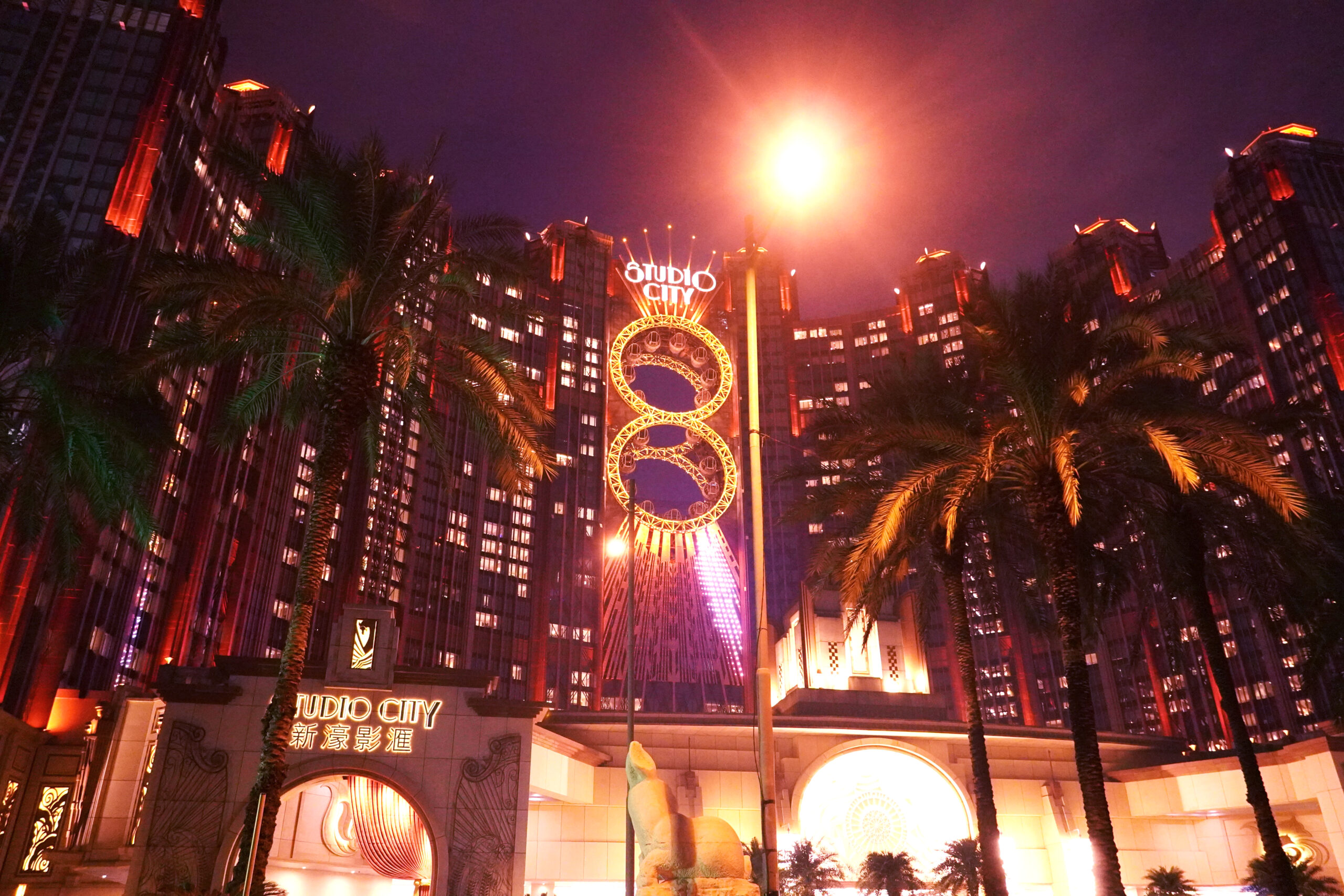 マカオ一人旅 カジノ夜景　スタジオシティ